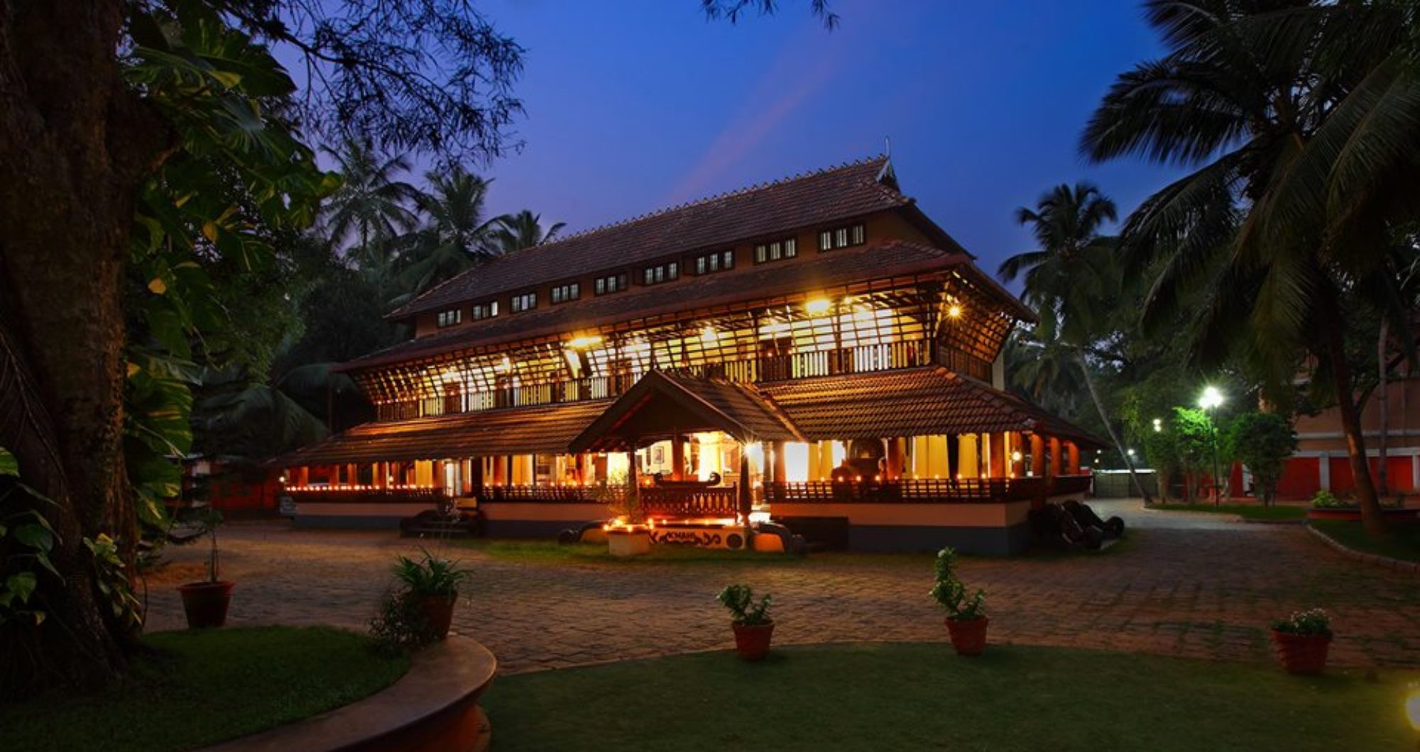 Kunnathur Mana Heritage | Heritage Ayurveda Resort in Kerala |
